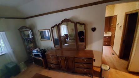 Thomasville bedroom furniture
