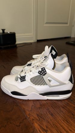 Jordan 4 Military Black