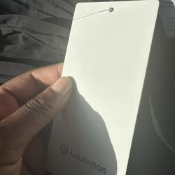 LuLuLemom skirt size 8