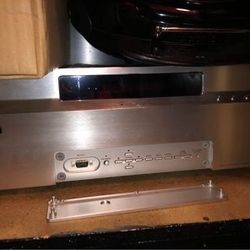 Sony 6-8 Zone Multi Zone Amplifier CAV-M1000ES