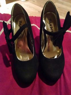 Black High heels size 7 1/2