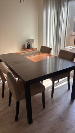 Dinner Table with Leaf & Chairs