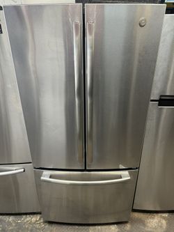 Fridge brand Ge 33 inch used we warranty on sale !! 
