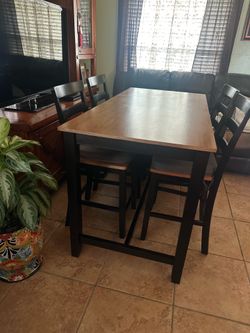 Dining table with 4 chairs