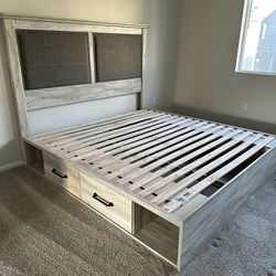 Bed Frame w/Drawers - King Size