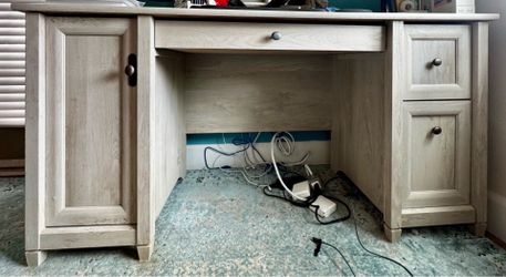 Light wood Desk