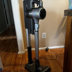 LG CordZero A9 Allergy Friendly Cordless Vacuum + Charging Stand