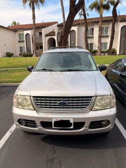 2005 Ford Explorer
