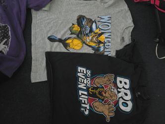 Graphic T-Shirt Bundle – Good condition graphic with no peeling