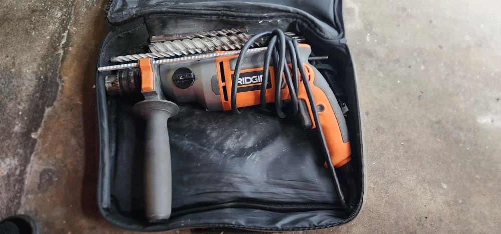 RIDGID CORDED HEAVY DUTY HAMMER DRILL