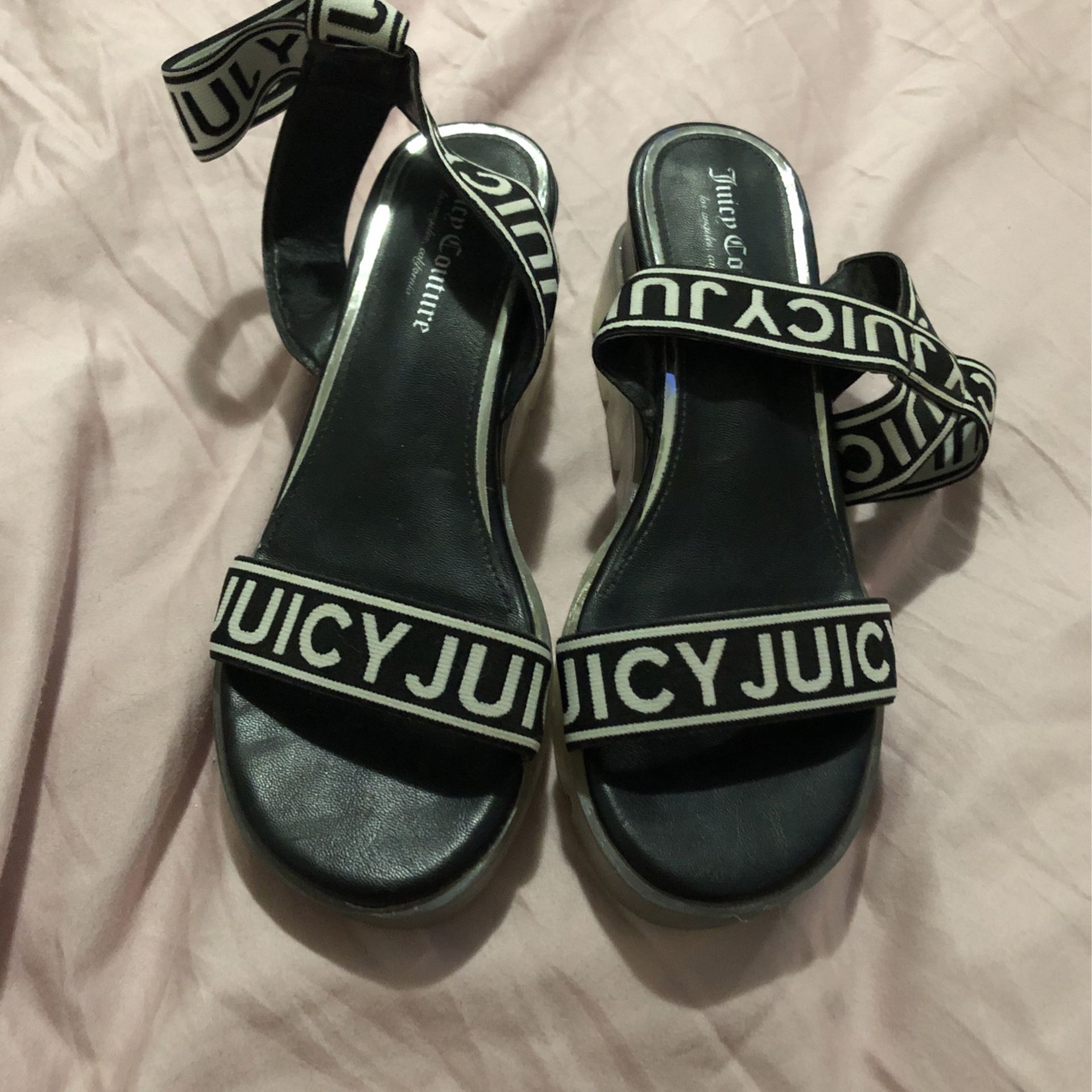 Juicy Couture Wedges 