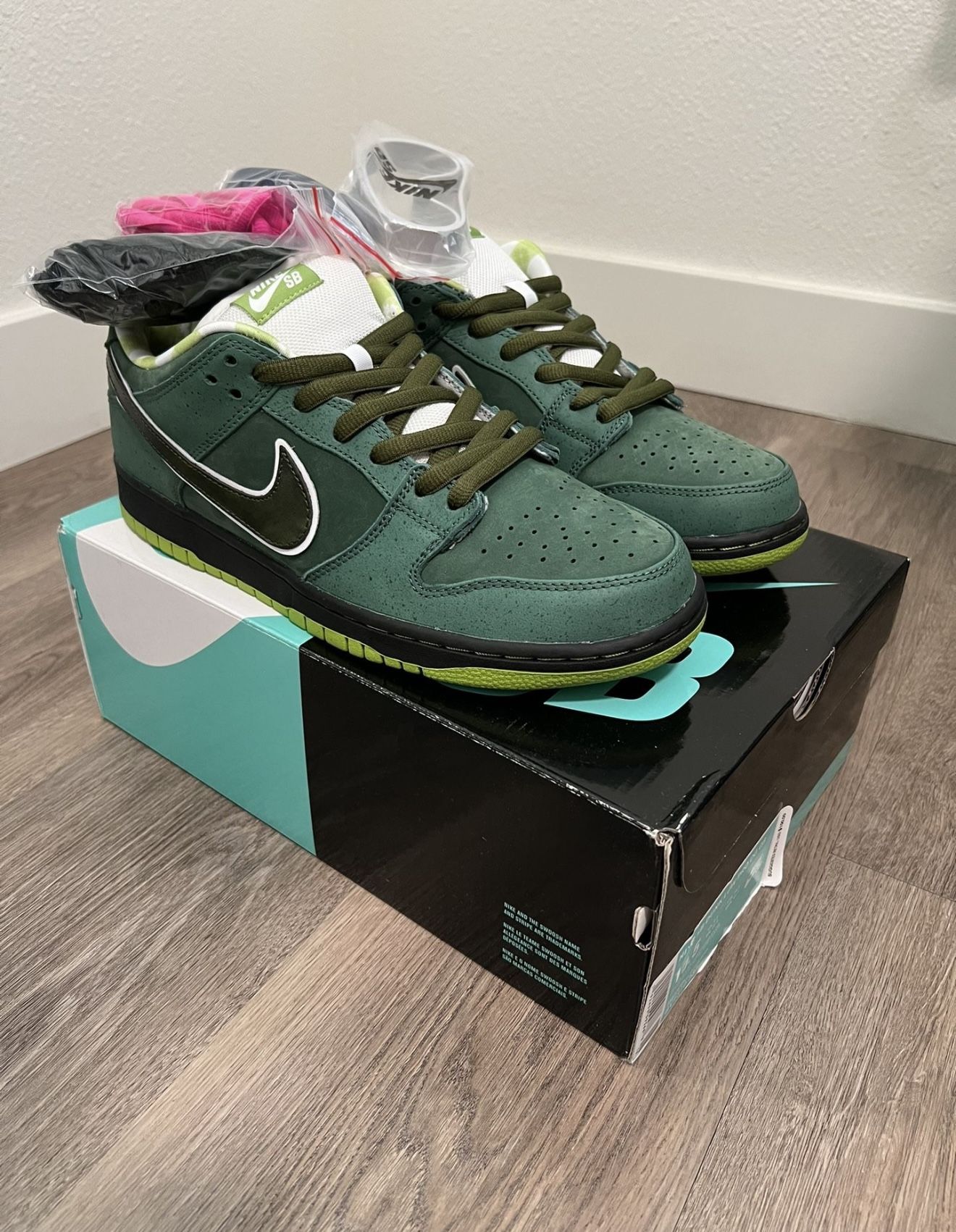 Nike SB Dunk Low Green Lobster 10.5