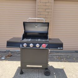 Dyno-Glo 4 Burner Grill Brand New 