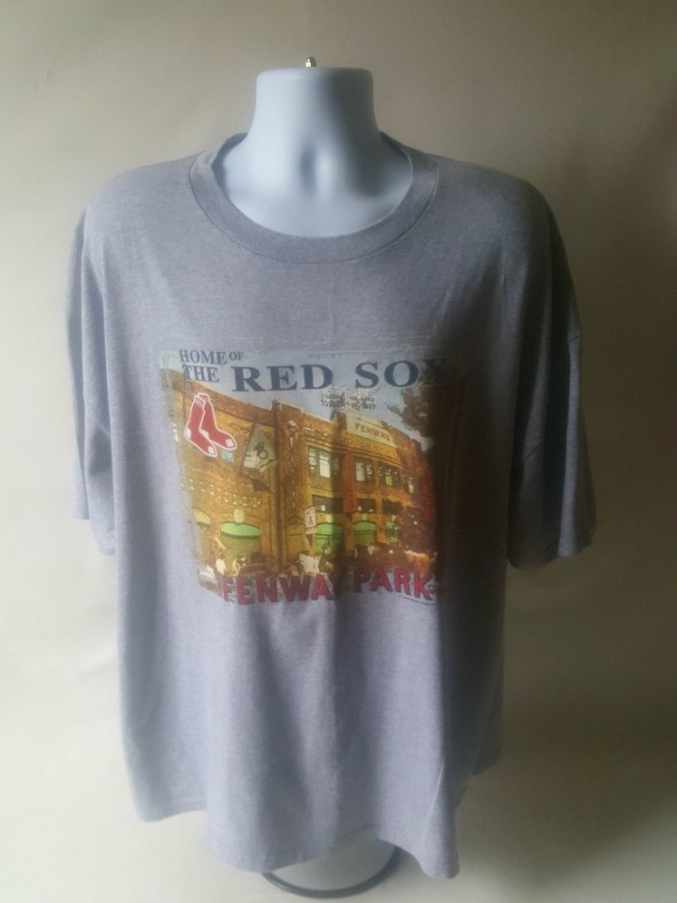 Fenway Park home of the Red Sox mens t-shirt size 2XL