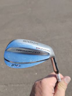 64 Degree Wedge Wilson Harmonized! Golf Clubs!