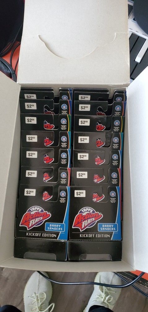 1998 Topps Action Flats