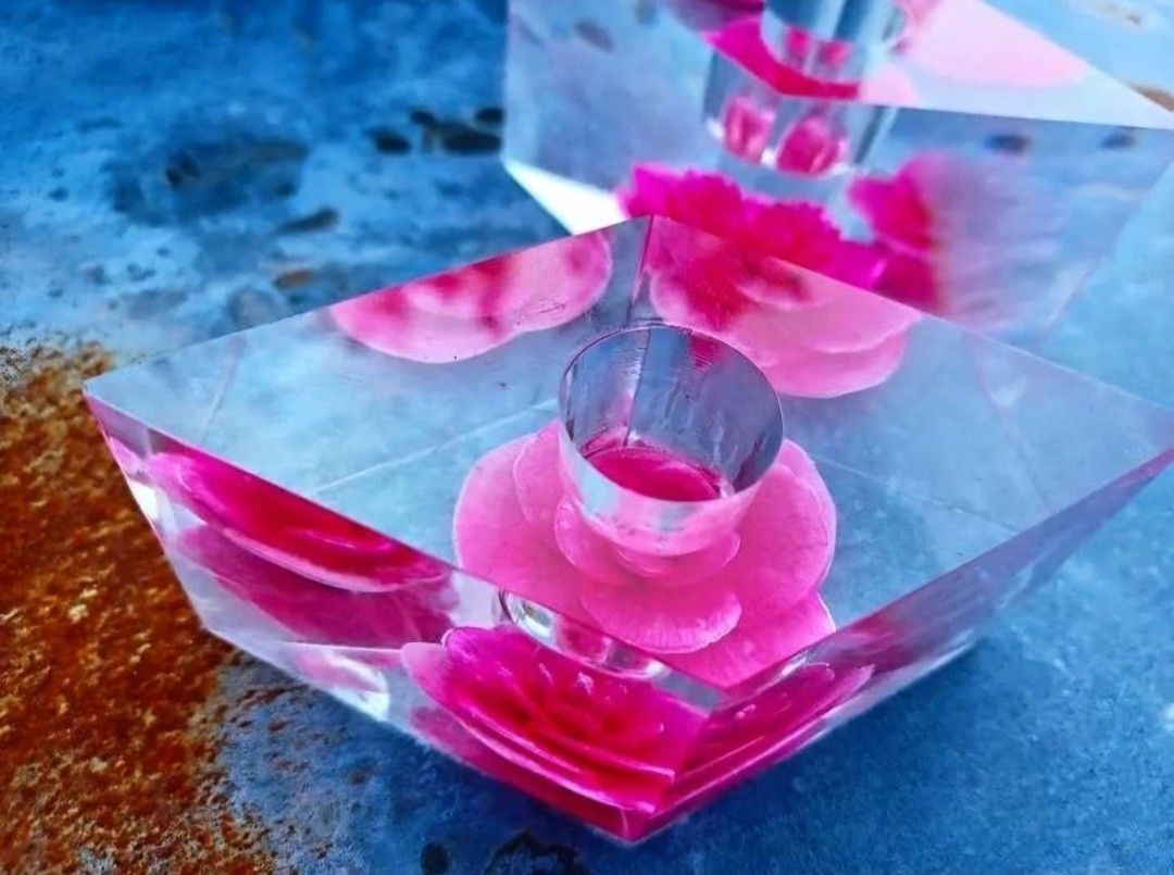 Vintage Midcentury 1960s Pair Of Lucite Candle holders With Embedded Pink Roses