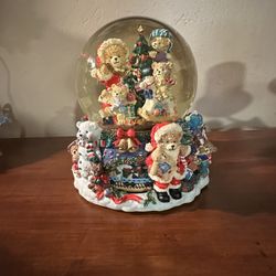 Musical Glitter Christmas, Bear Globe