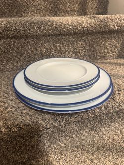 White Dinner plate set of 4