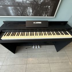 Full Piano / Keyboard