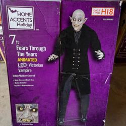 7 ft. Animated LED Victorian Vampire Halloween Decoration