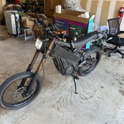 Used Black Talaria XXX (READ DESCRIPTION)