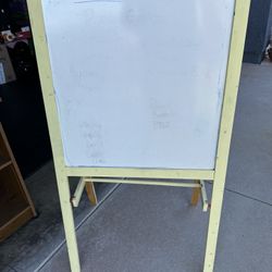 Classroom Easel 