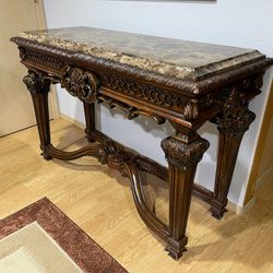 Amaiyah 53” Console Table