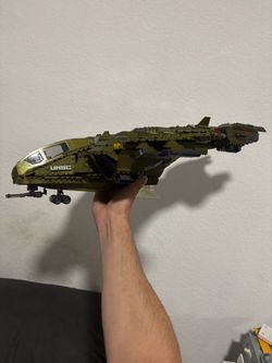 Halo pelican