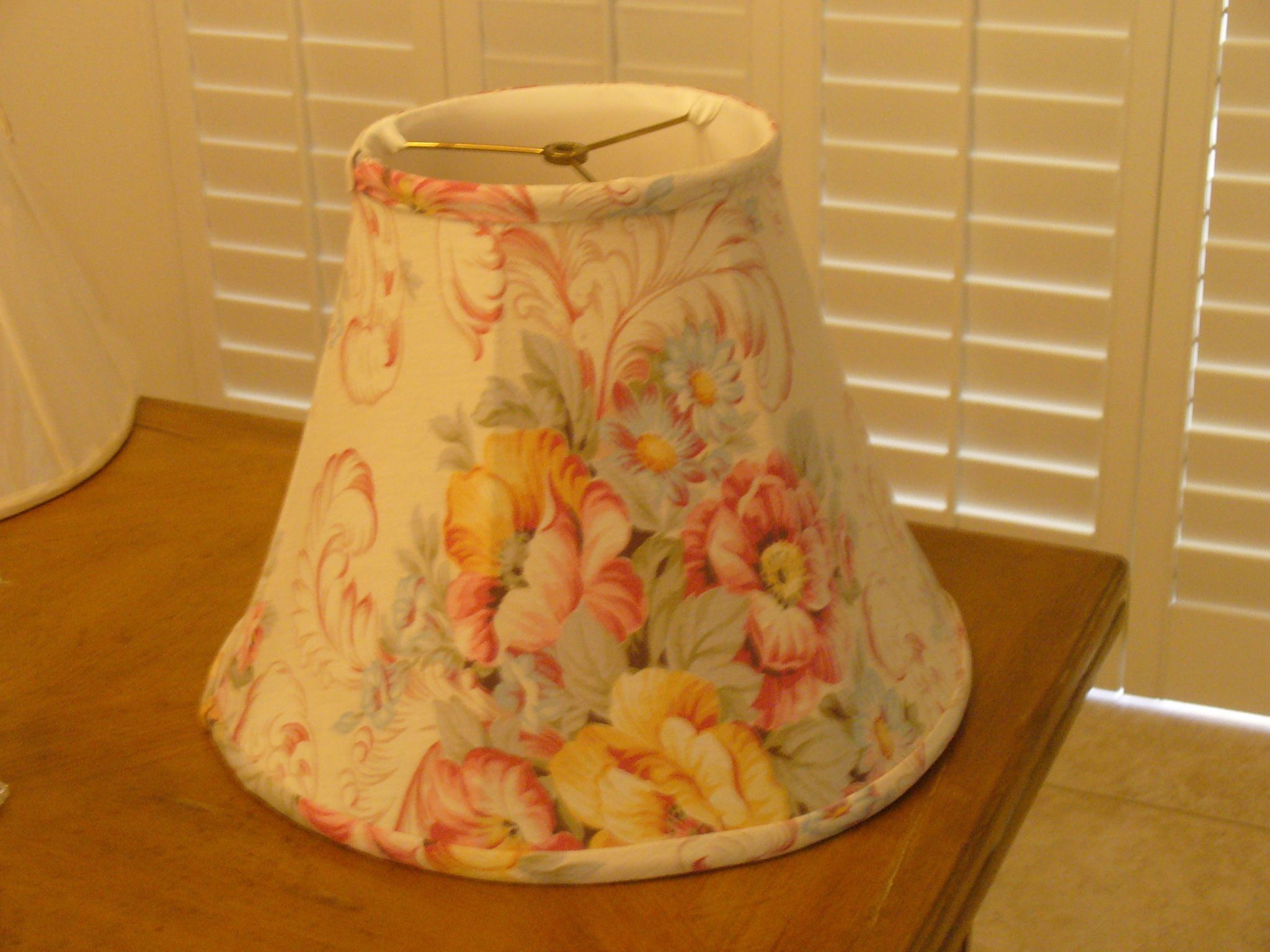 Vintage Linen Floral Bell Shaped Lamp Shade