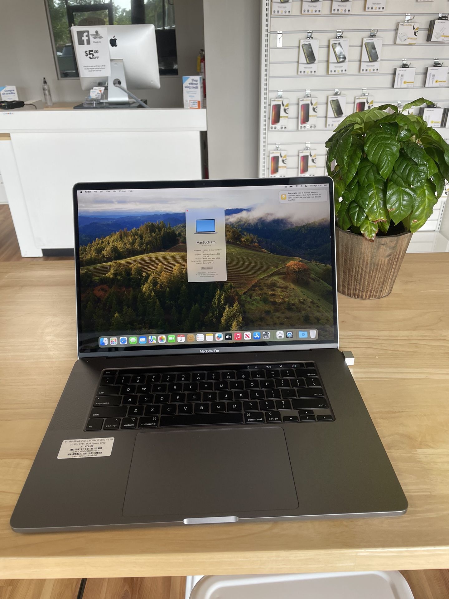 16” MacBook Pro TouchBar 