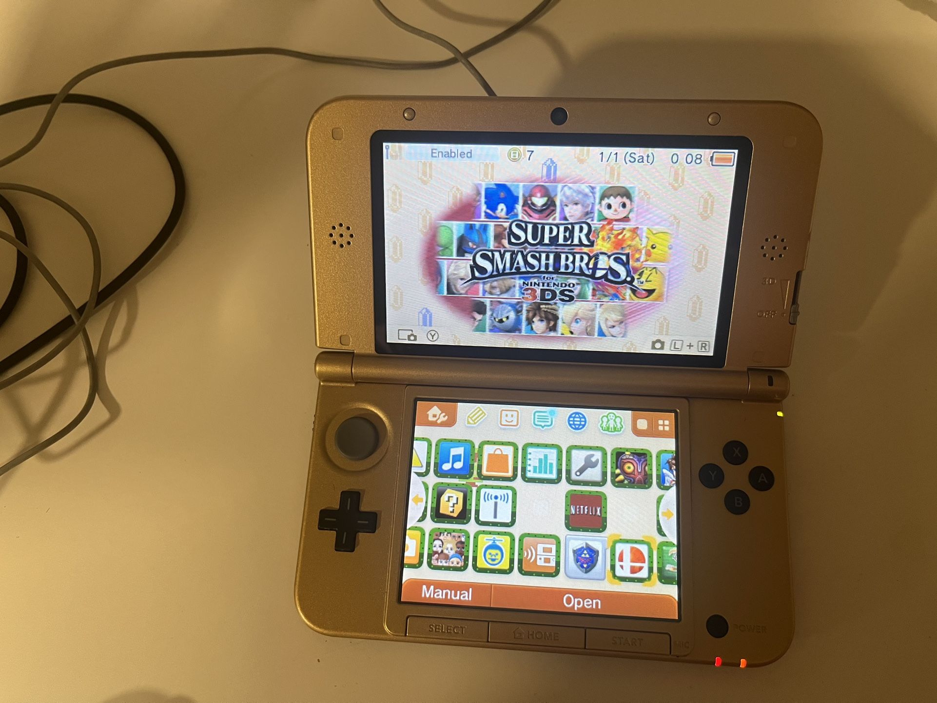 3DS Link Between Worlds Zelda Gold Edition