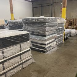 Huge Mattress Clearance Sale (King/Queen/Twin/Full/Cal King) Black Week Friday Specials 