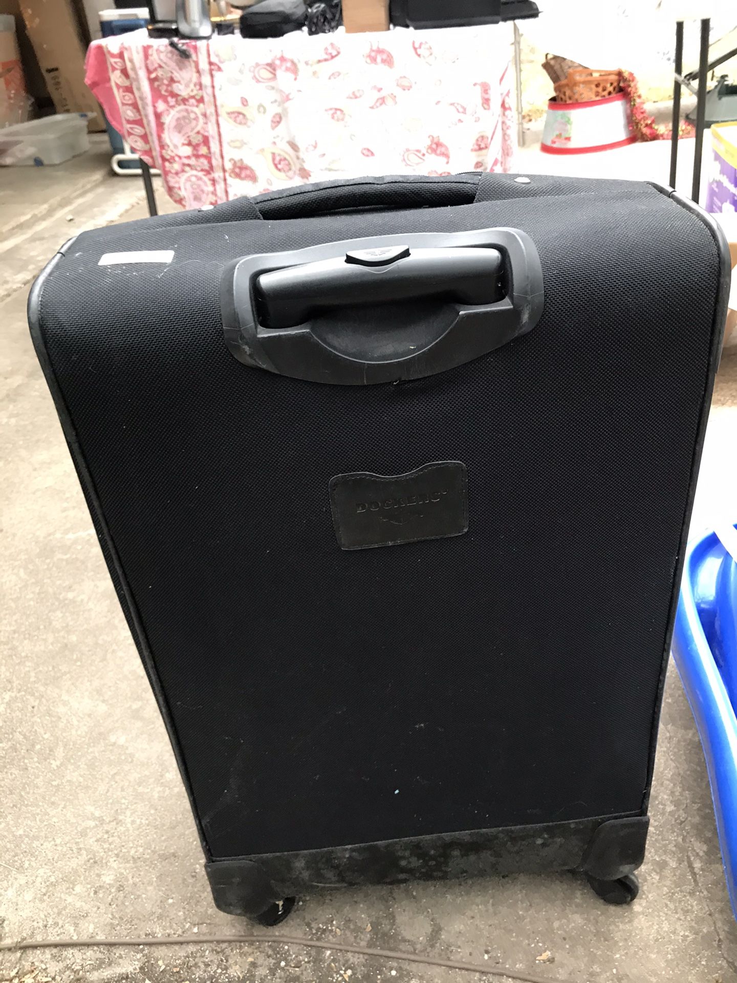 Dockers suitcase discount