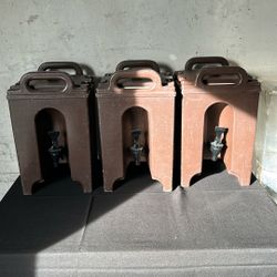 3 Cambro 2 1/2  Gallon