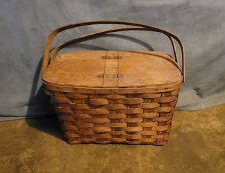 Vintage Picnic Basket