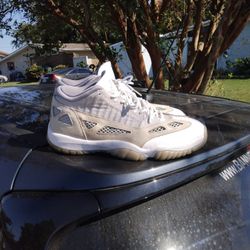 Jordan 11 Low IE " Light Orewood"