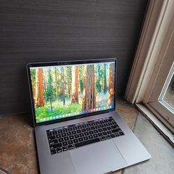 MacBook Pro 15" i9 32GB RAM 500gb SSD 100% batteryhealth | Adobe, Final Cut,Logic, Office Best Offer