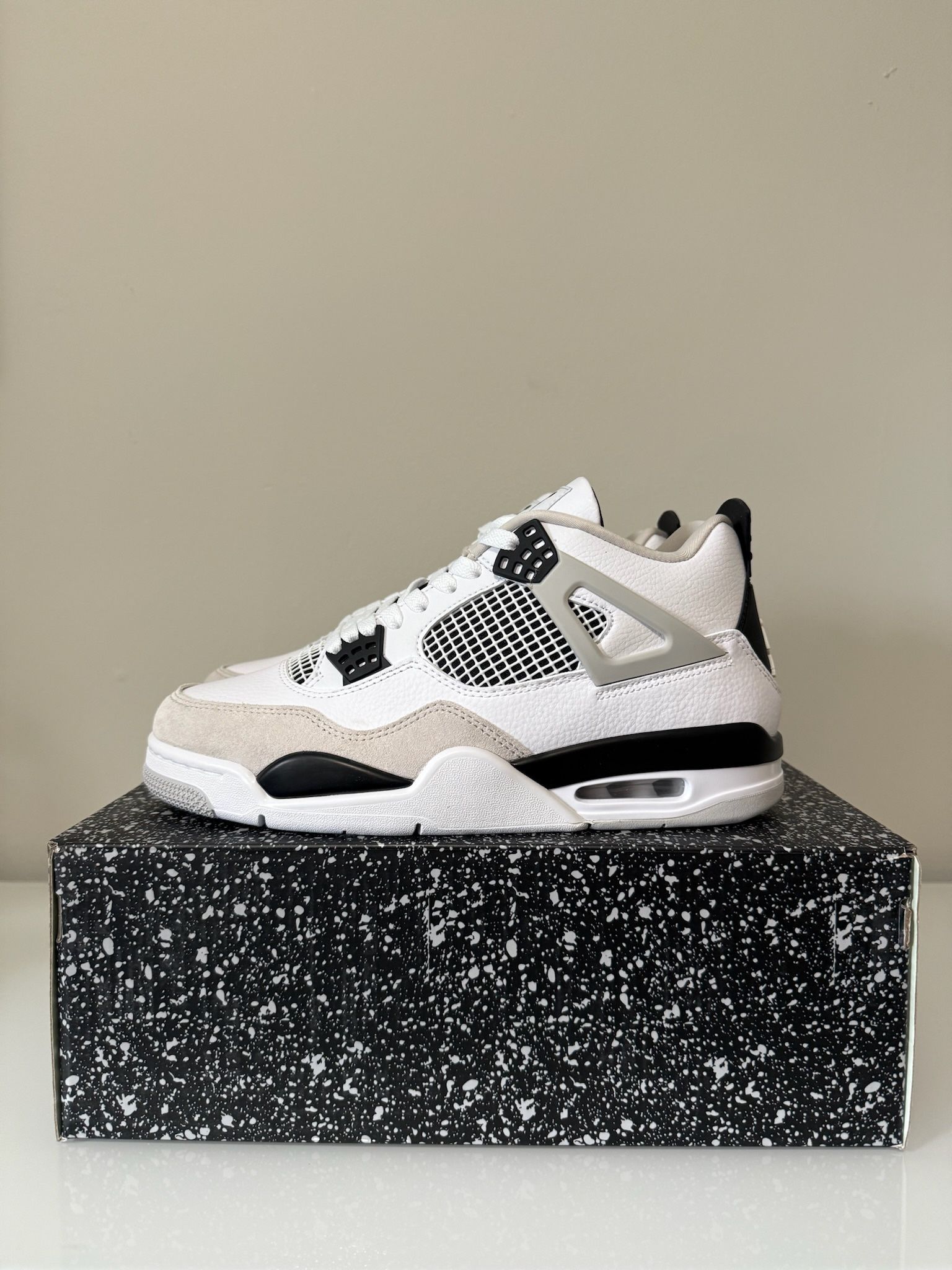 Jordan 4 Military Black Size 10