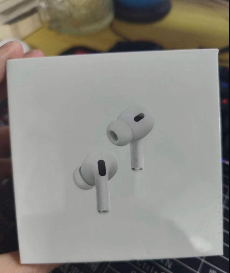 AirPods Pro 2nd Gen (refurbished like new)