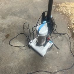 Amazon Basics Vaccume 