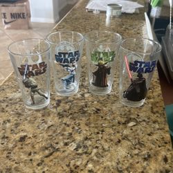 Star Wars Pint Glasses