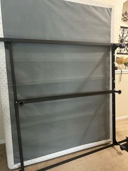 Queen mattress and rails