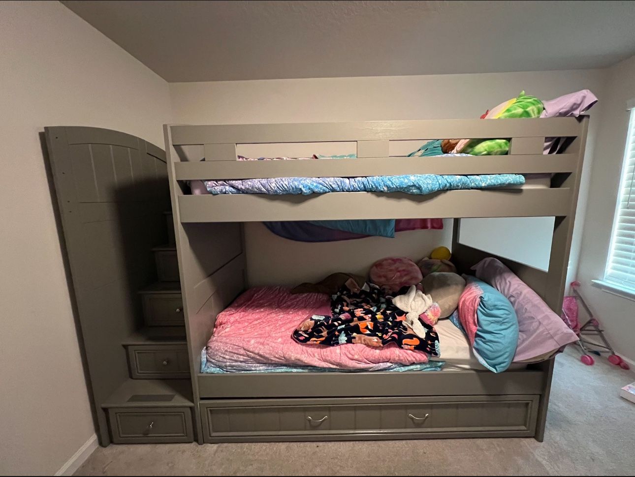 Gray Twin Bunk Bed With Trundle 