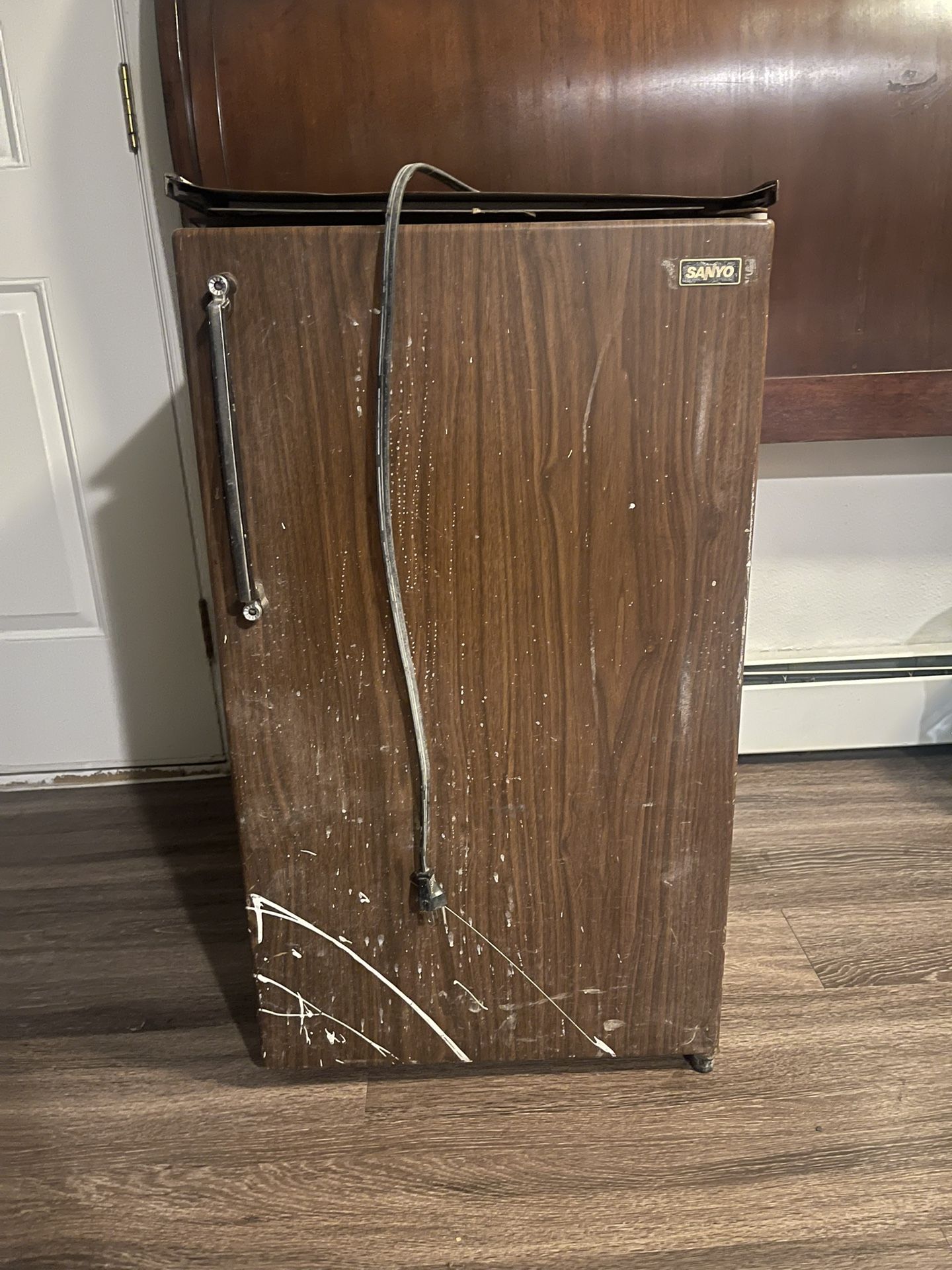 Mini Fridge