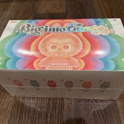 POPMART LABUBU BIG INTO ENERGY CASE SEALED NEW