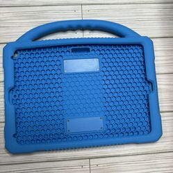 iPad 7th 8th 9th Generation, Kids Shockproof Silicone Case, with Handle Stand