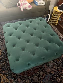 tufted ottoman 37.5 Square