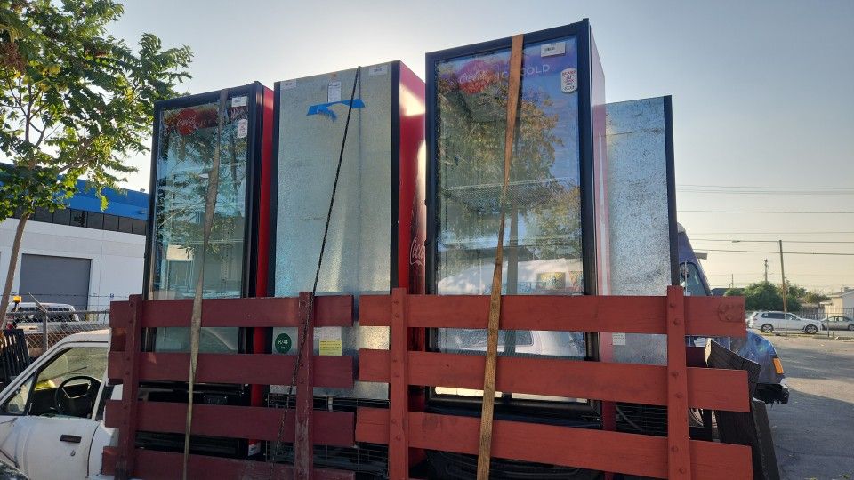 Commercial Refrigerators 