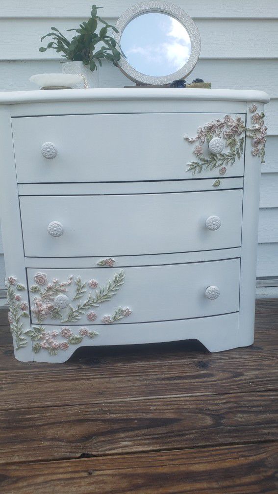 White Dresser/Night Stand/Side Table